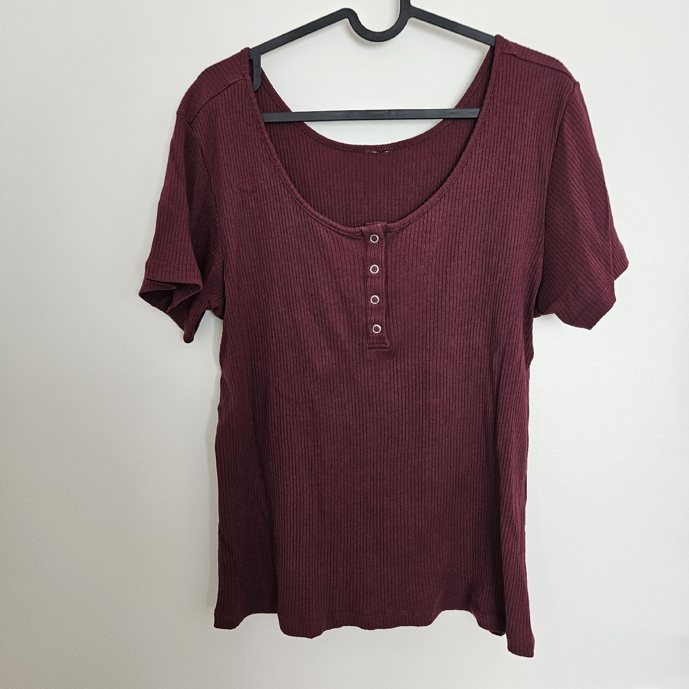 Pieces T-shirt: Shirt, weinrot – Usato da Bern venduto da naaa000xci