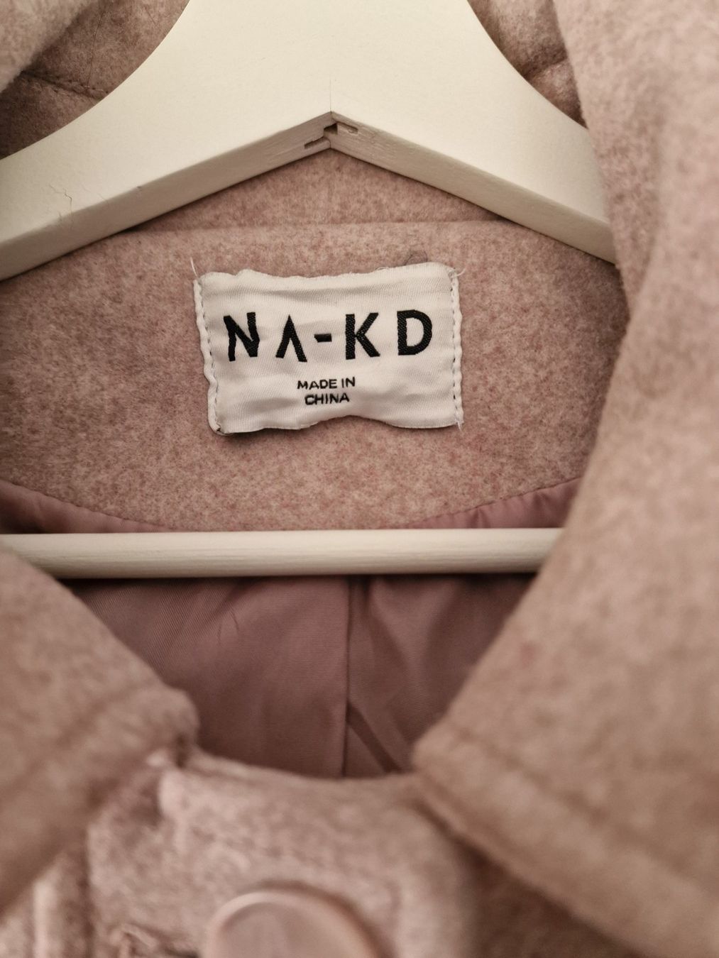 DKNY Cappotti: Mantel DNKY – Usato da Altishausen venduto da ter_58nj 1