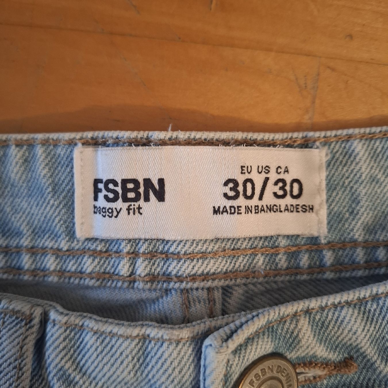 Jeans: Jeans, hellblau, Gr. 30/30 - Top Zustand! – Usato da Jona venduto da Timbuktu02 1