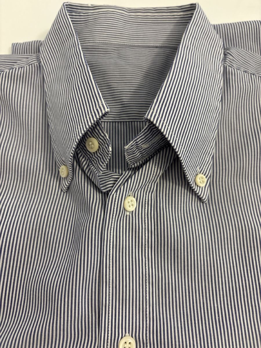 Camicie: Button-Down-Hemd blau-weiss gestreift Gr L 100% Cotton – Usato da St. Gallen venduto da Mit_Preisvorschlag