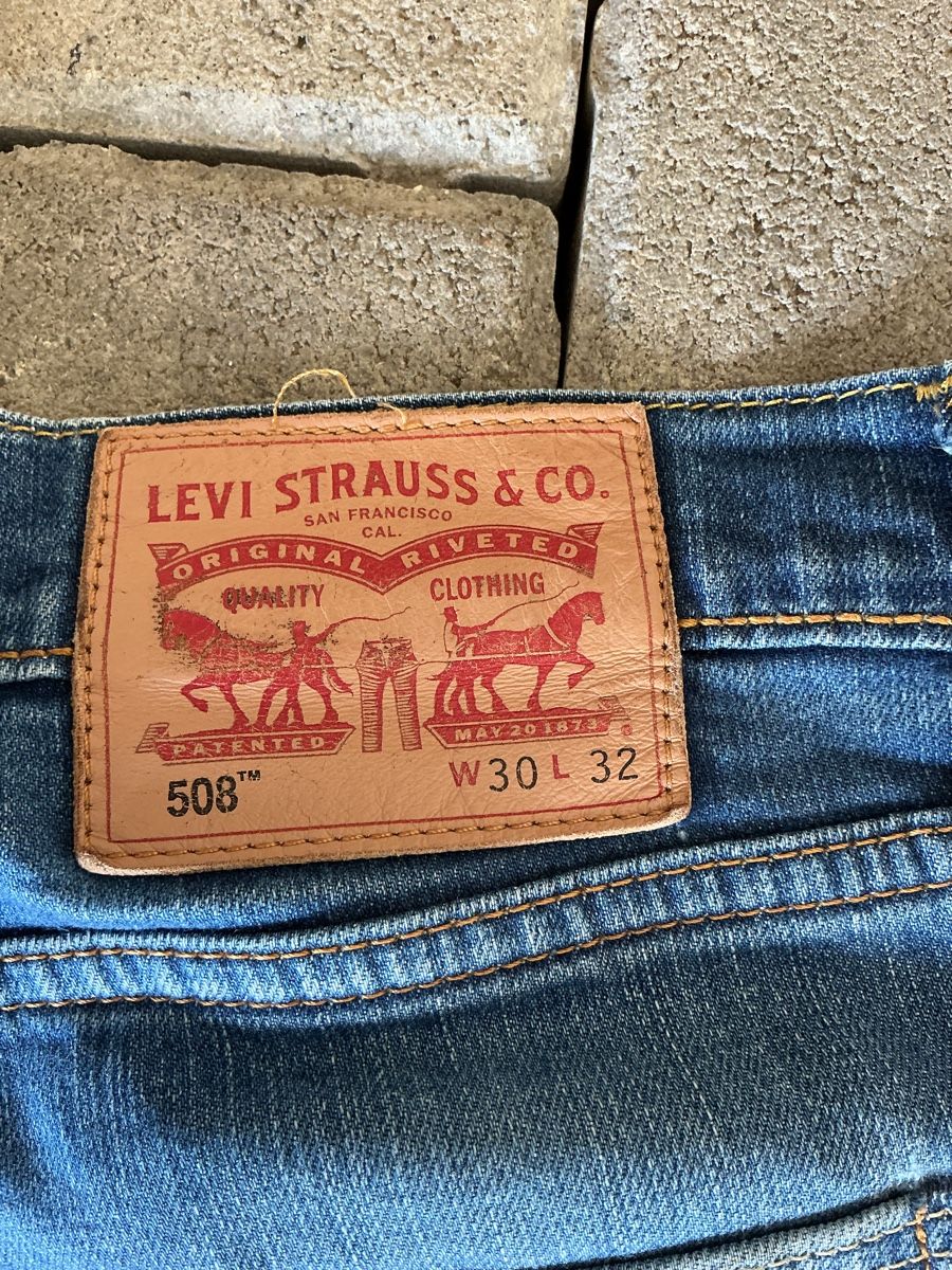 Levi's Jeans: Levis Jeans 508 – D'occasion à Oberrohrdorf par zucker2 2