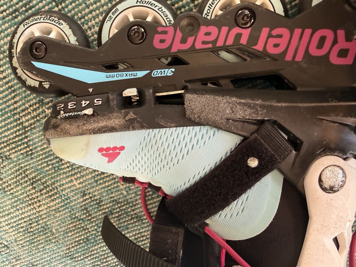 Pattini in linea & Pattini a rotelle: Rollerblade, Größe 33 bis 36,5 – Usato da Rüschlikon venduto da AngieKern 5