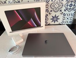 Apple -  MacBook Pro 16" M2 Max 32 Go 1TB Clavier Suisse