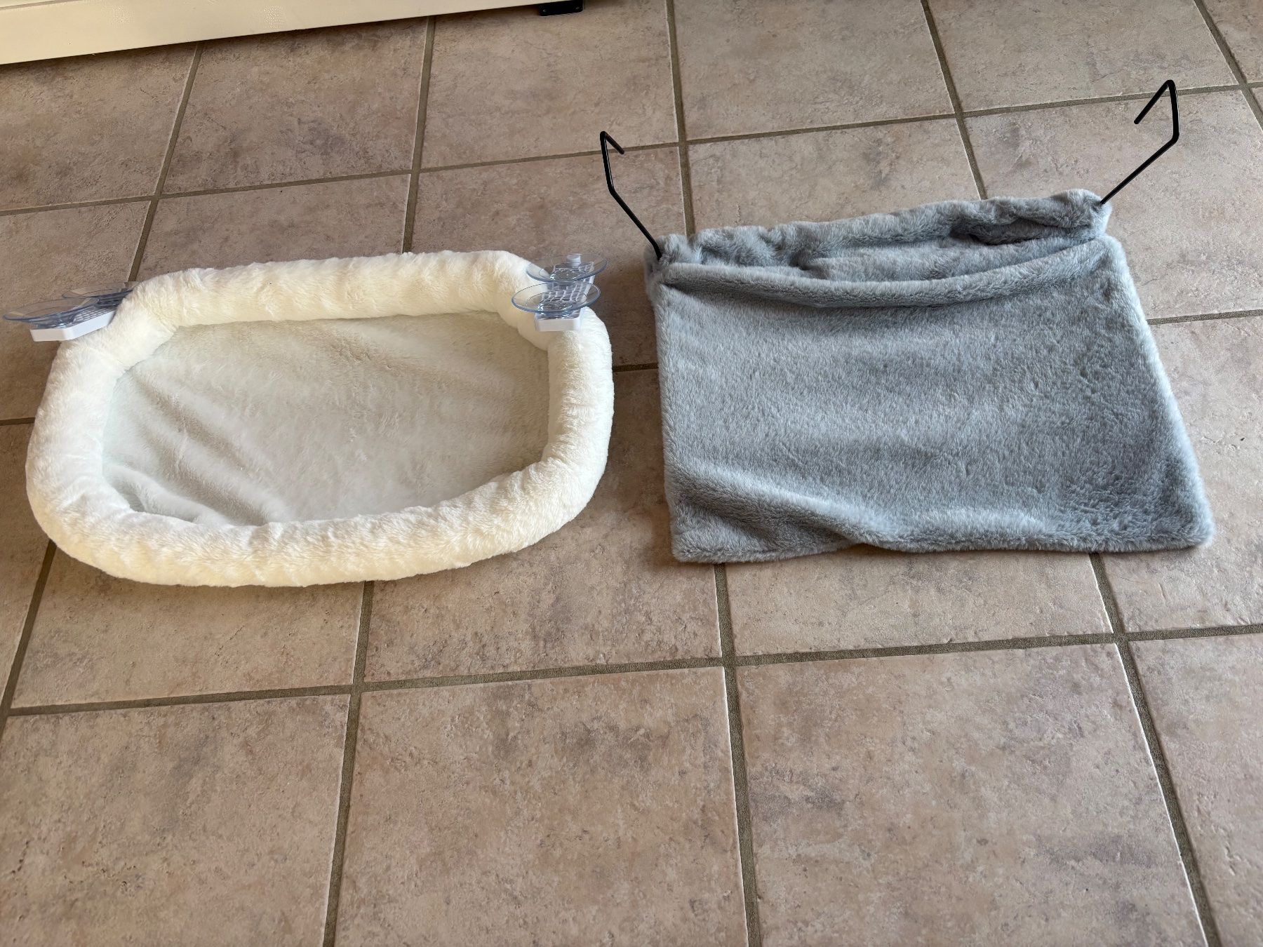 Spielzeuge: Katzen-set – Neu (gemäss Beschreibung) aus St. Pantaleon von fixx96 1
