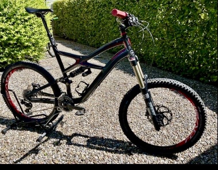 Specialized Vélos: 2012 Enduro Expert EVO – D'occasion à Gelterkinden par Poili 2