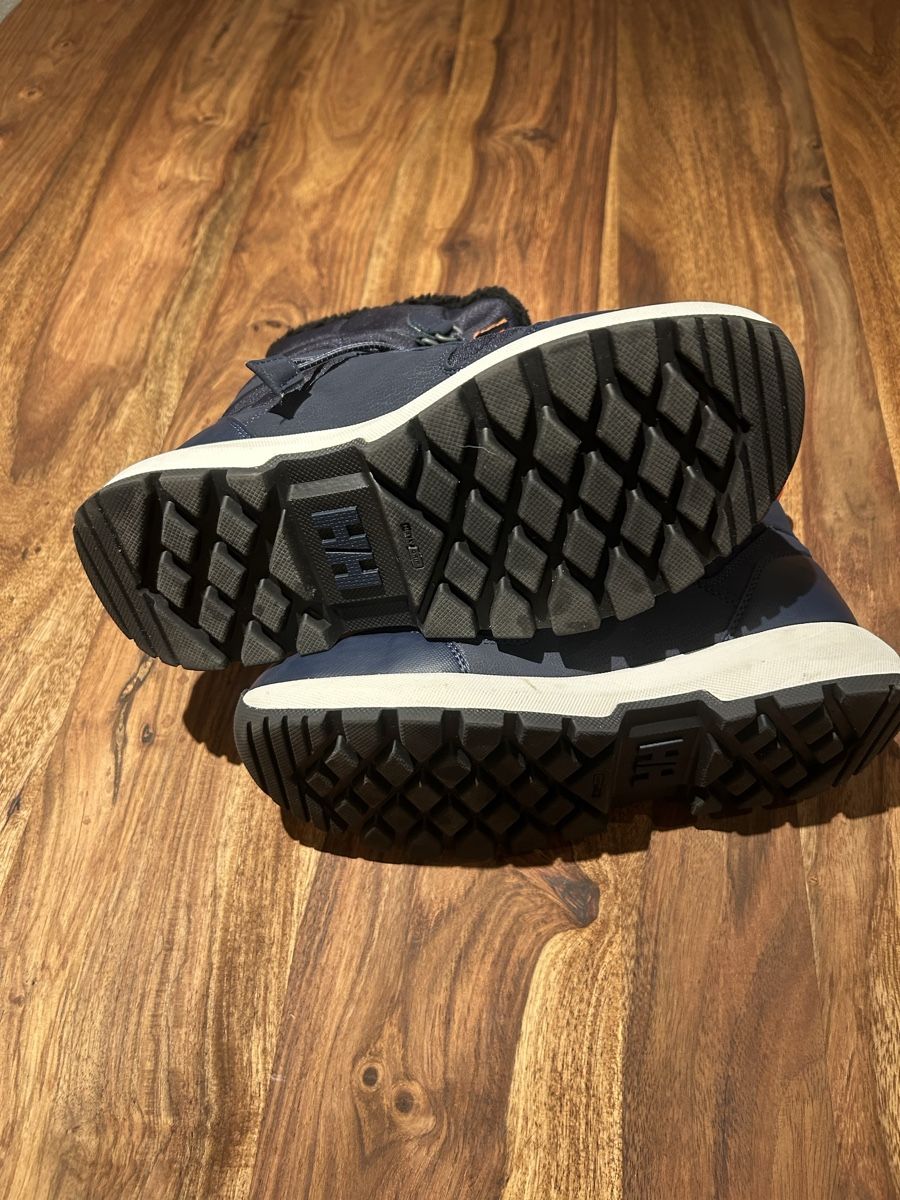 Helly Hansen Schuhe für Jungen: Winterstiefel Helly Hanson  – Gebraucht aus Küssnacht am Rigi von Happy_home 1