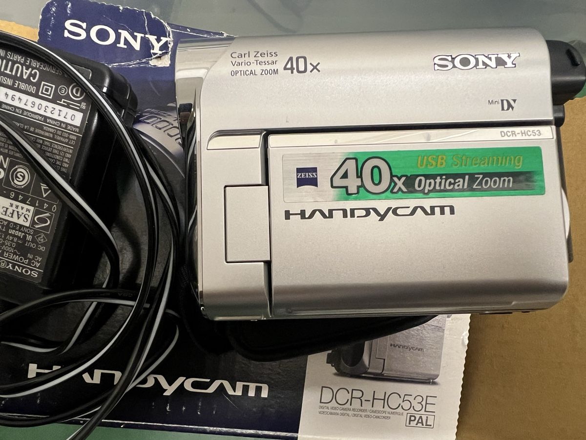 Sony Videocamere: Sony Handycam DCR-HC53 – Usato da Zürich venduto da jao_2bx7 1