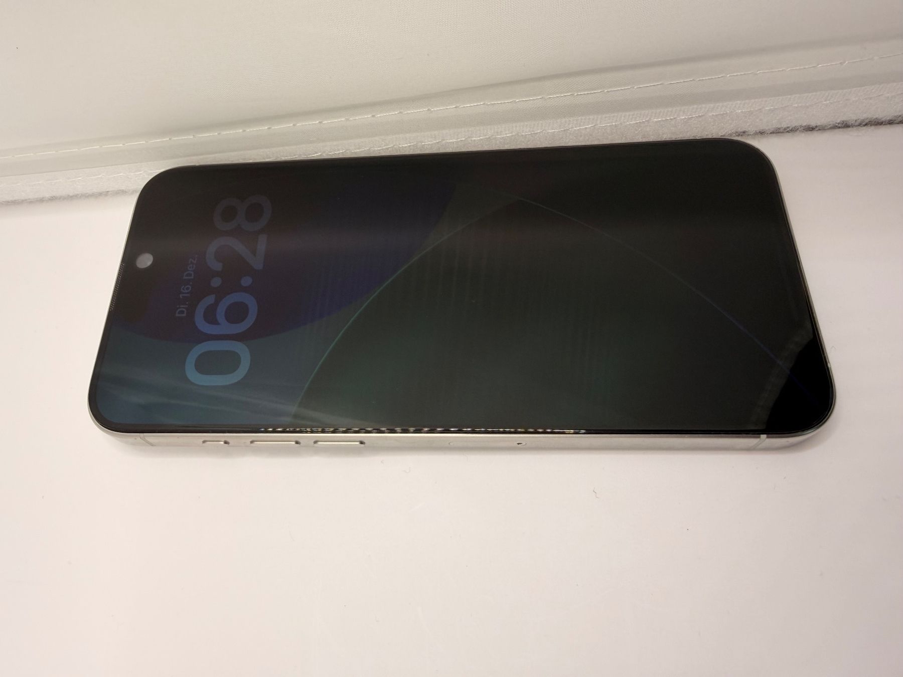 Apple Telefoni cellulari / Smartphones: iPhone 15 Pro Max  512GB , – Usato da Rudolfstetten venduto da 2SmartTech 5