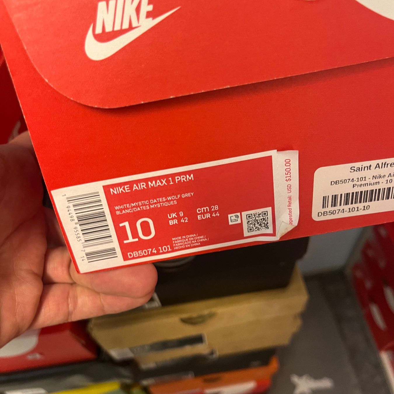 Nike Scarpe da uomo: Nike Air Max 1 Mini Swoosh Dates – Nuovo (secondo la descrizione) da Winterthur venduto da LaBodega 1