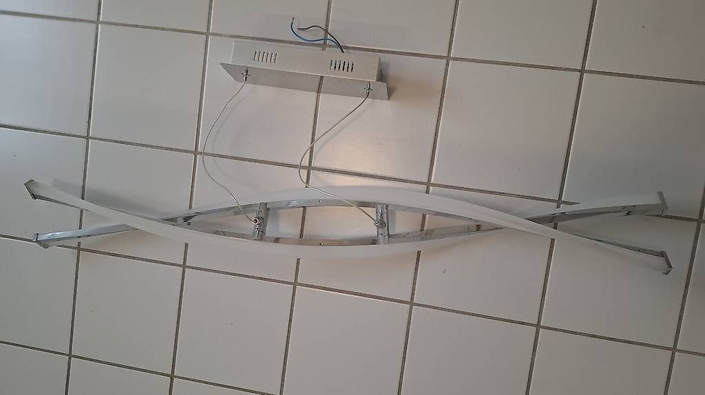 Lampadari & plafoniere: Esstischlampe schön geschwungen – Usato da Winterthur venduto da Draco44