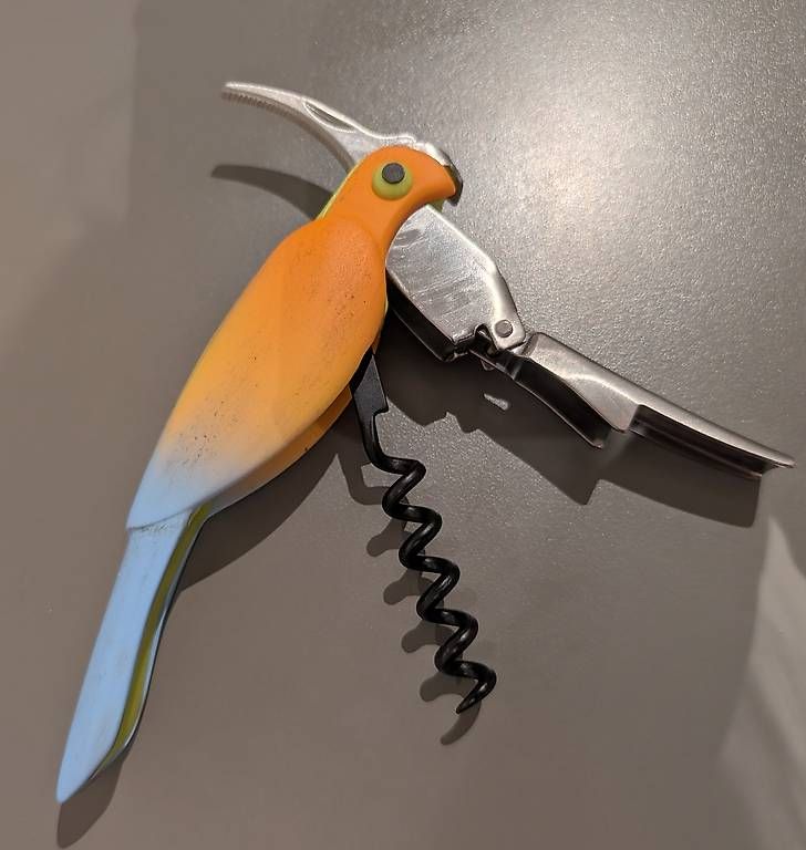Apribottiglie & Tappi per chiusura: Winkee corkscrew parrot / Winkee Flaschenöffner Papagei – Usato da Luzern venduto da Quy