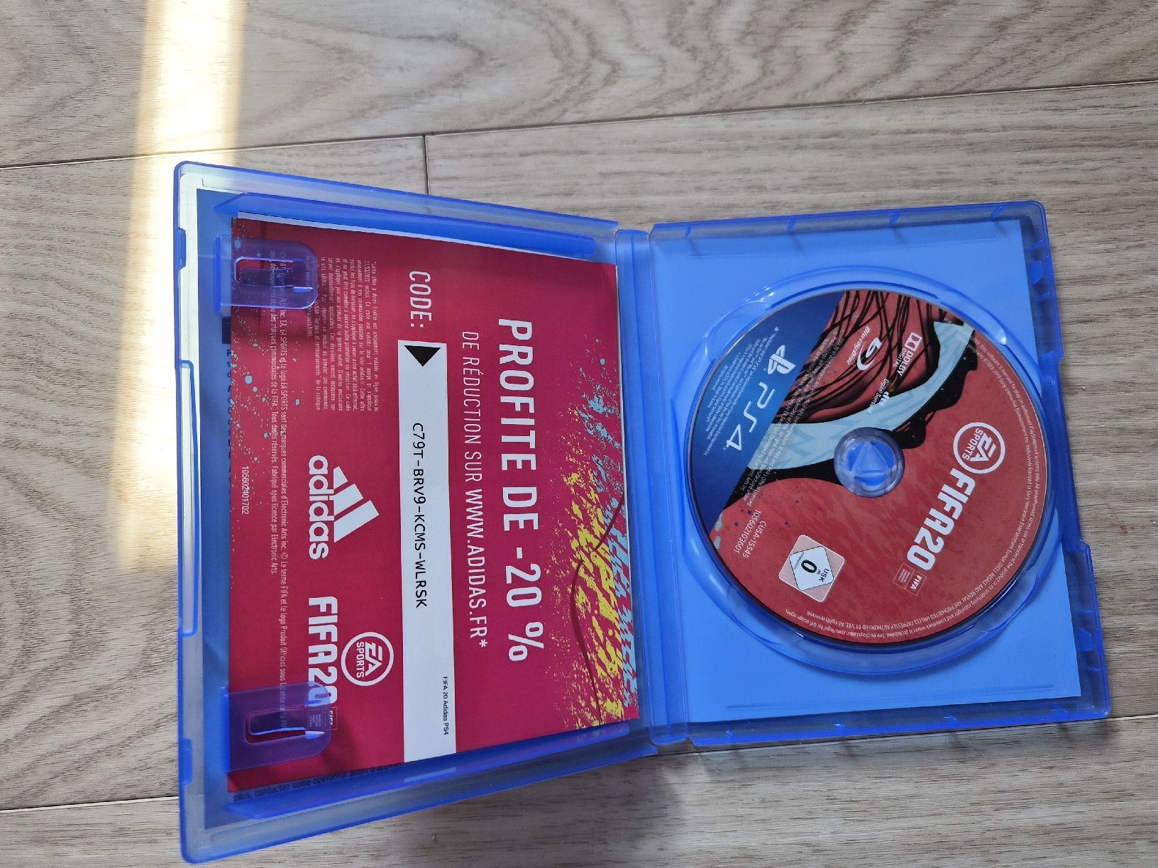 Sony Giochi: FIFA 20 PS4 - Jeu de foot – Usato da La Joux FR venduto da car_ck96 1