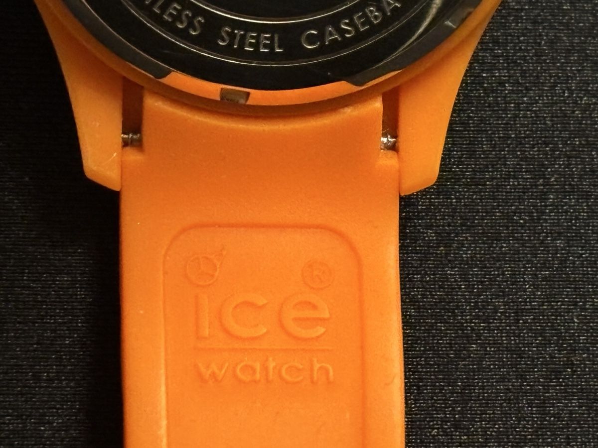 Ice watch Uhren: Ice Watch Orange mit Silikon Armband – Gebraucht aus Fehraltorf von nolram75 7