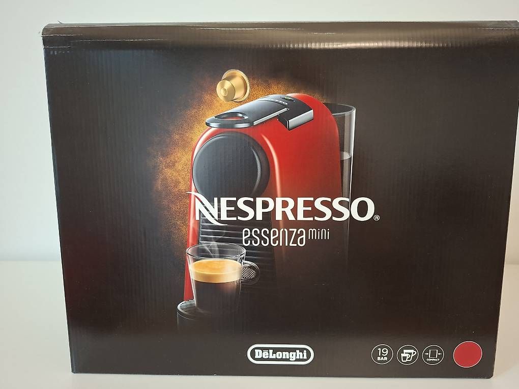 Machines à café & Machines à expresso: Nespresso ESSENZA Mini  – D'occasion à Bern par Patagonia7 1