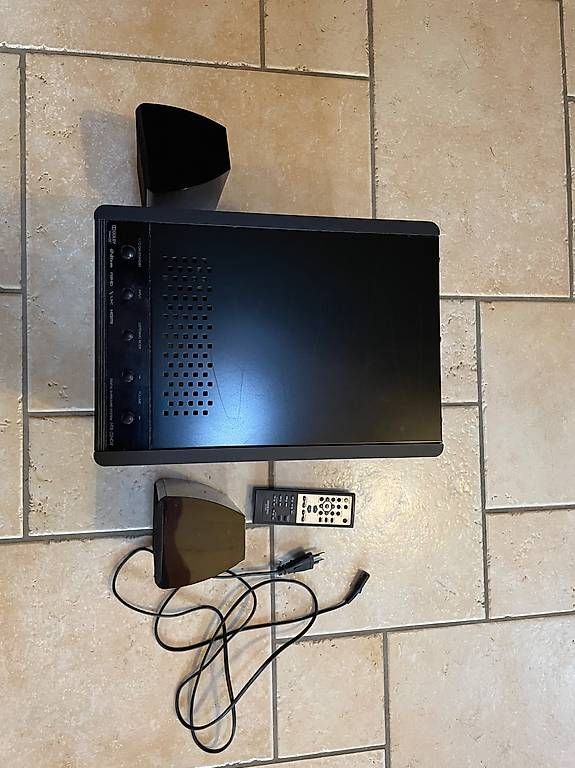 Onkyo Home Cinema: Onkyo HTX-22HDX - Digital Surround System – Usato da Estavayer-le-Lac venduto da Zebulong 1