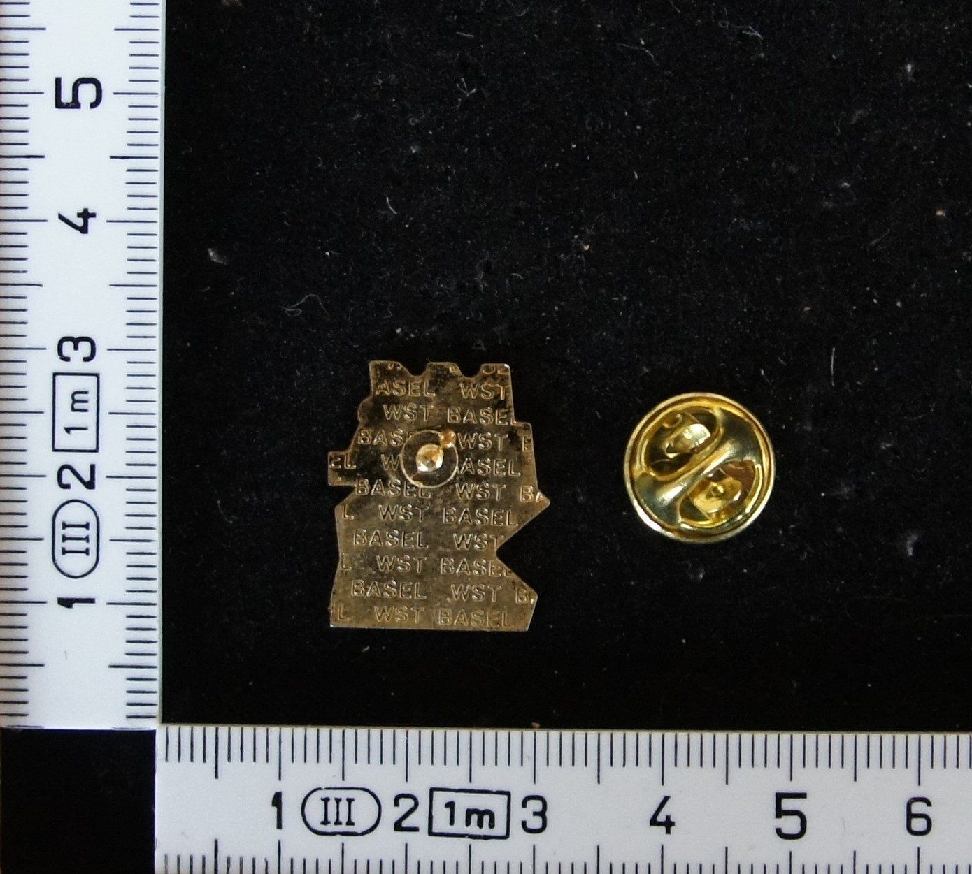 Placchette & Badge: PIN Thuner Waffenlauf #1147 – Usato da Einigen venduto da Seeland2ndHand 1
