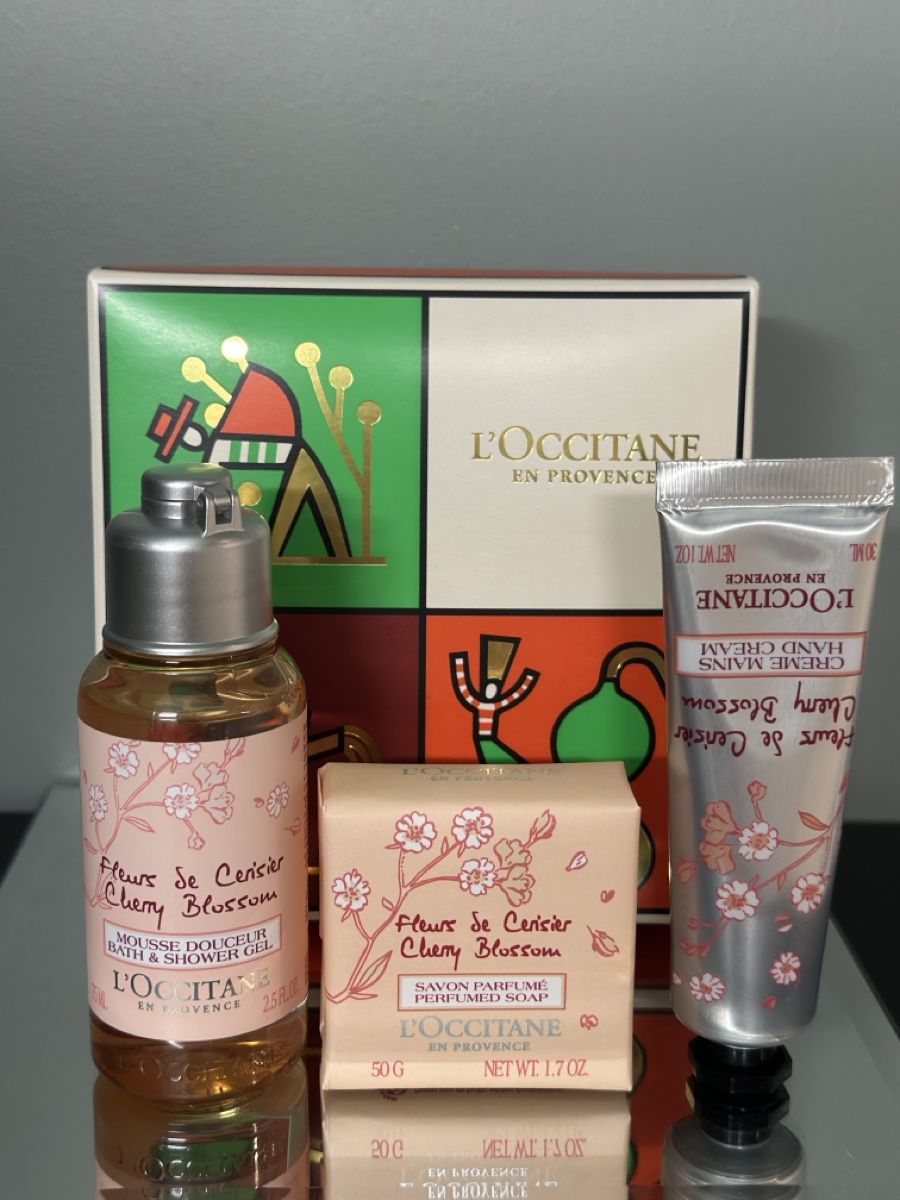 L'Occitane Feuchtigkeitspflege: L'Occitane Cherry Blossom Set, NEU & OVP – Neu und originalverpackt aus Bern von Rausch29