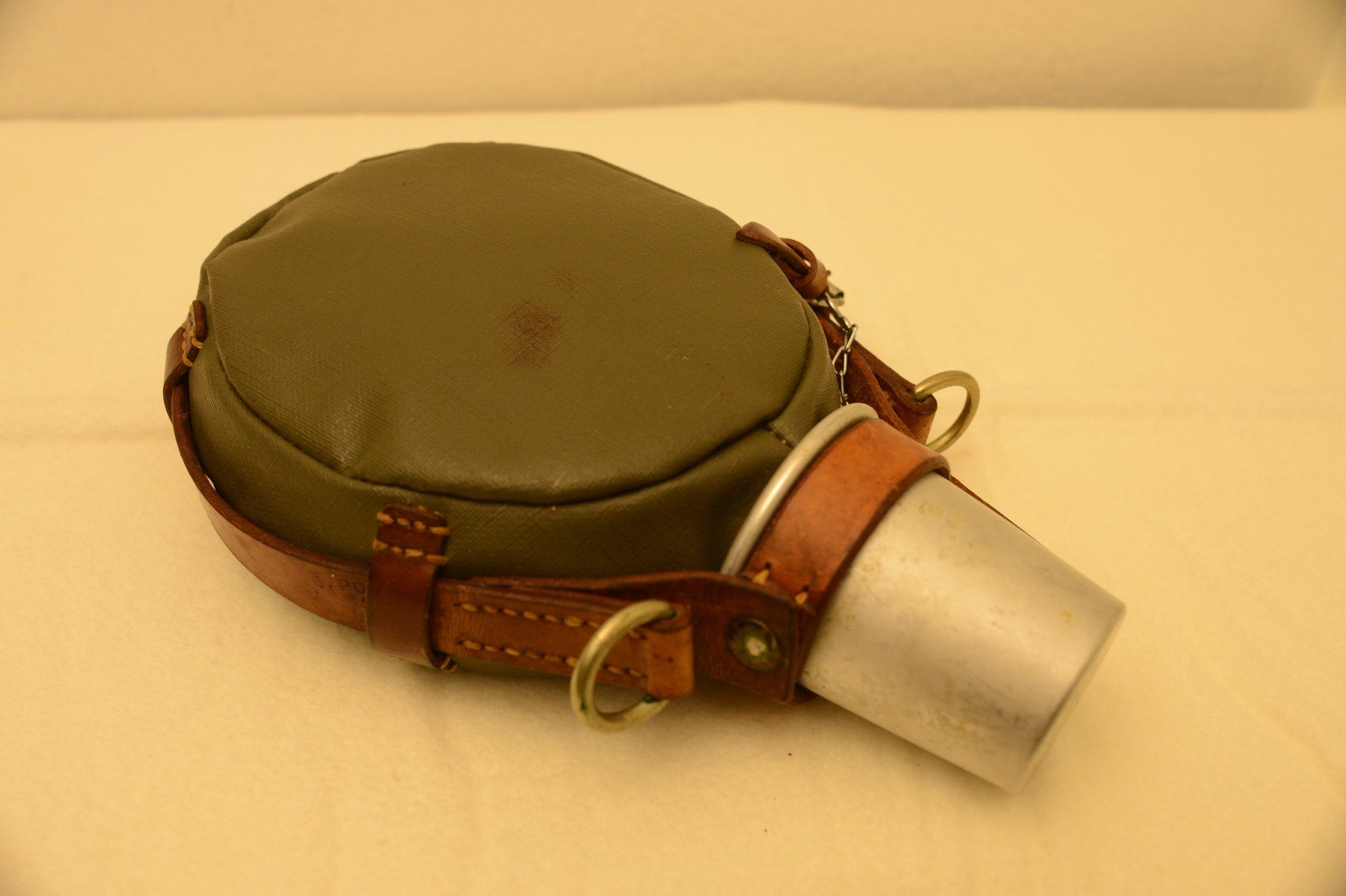 Schweizer Armee Attrezzatura & Pezzi di ricambio: Labeflasche / Feldflasche von der Schweizer Armee – Usato da Sachseln venduto da Smatsch54 1