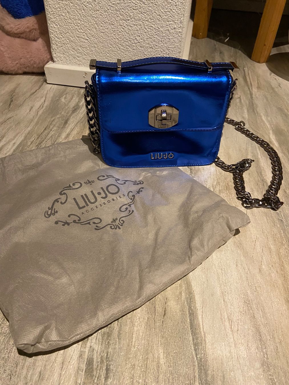 Liu Jo Borse da donna: Lui Jo Umhängetasche neu – Nuovo e nell'imballaggio originale da Sursee venduto da Kaloo01