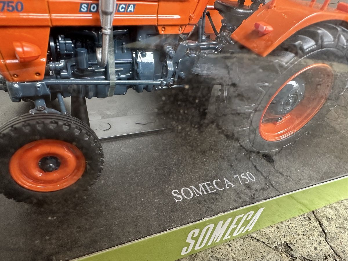 Kit di modellismo & Modellini statici: Someca 750 Traktor Diesel Schlepper  – Nuovo (secondo la descrizione) da Reinach AG venduto da rares75 1