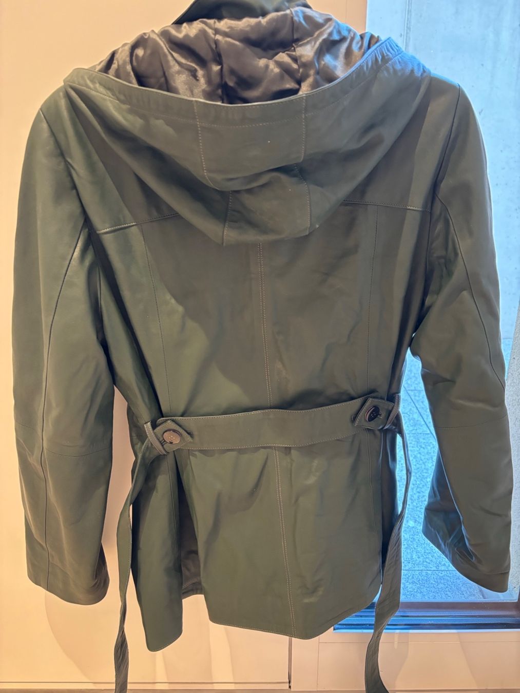 Giacche: Lederjacke mit Kapuze – Usato da Oberrieden venduto da Yola0 1