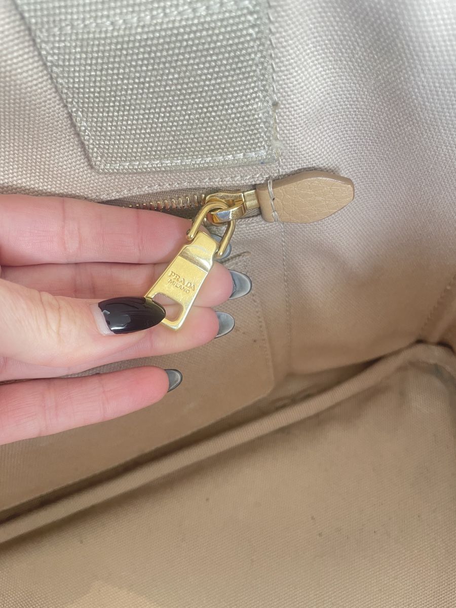Prada Borse: Prada Canapa bag – Usato da Stäfa venduto da Nicole093 9