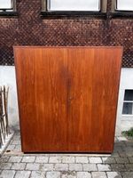 Teak Holzschrank