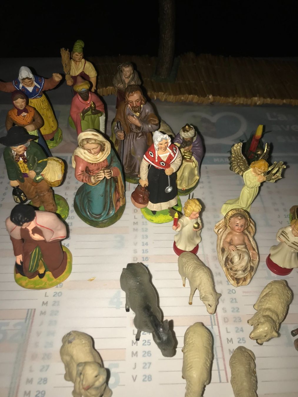 Toutes les décorations: Crèche "Noël" – D'occasion à PLAN-LES-OUATES par DUMONTBE 1