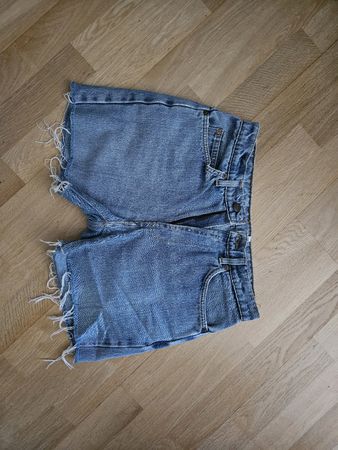 Kurze Jeans