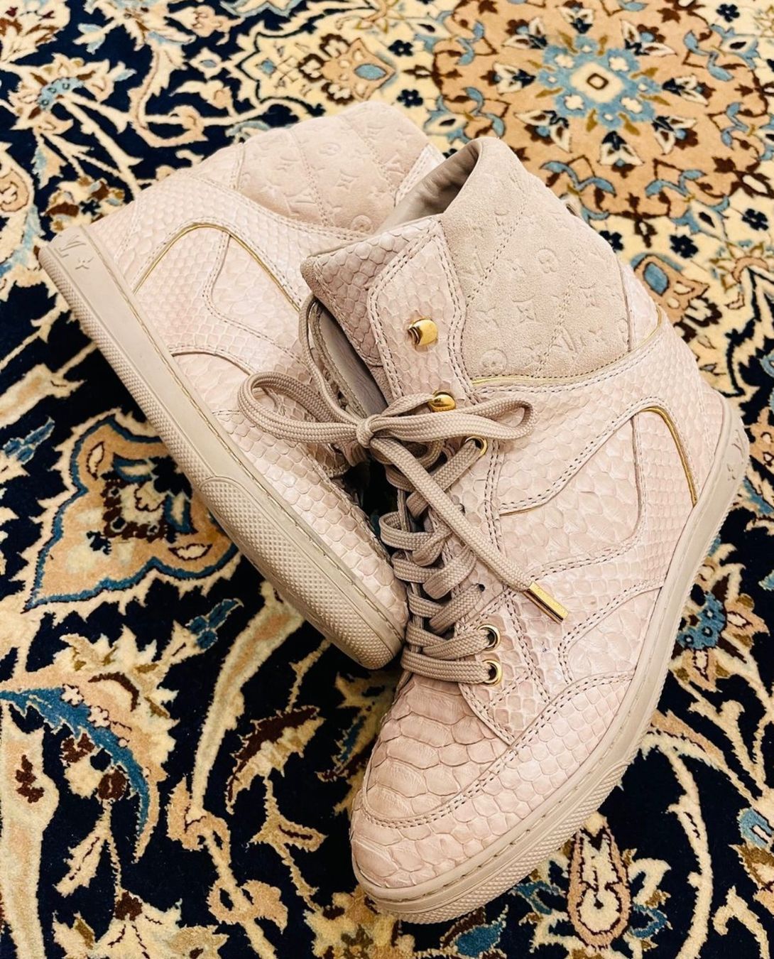 Louis Vuitton Damenschuhe: Original Louis Vuitton Python Sneakers, Gr 36 – Gebraucht aus Dättwil AG von nika8810 2