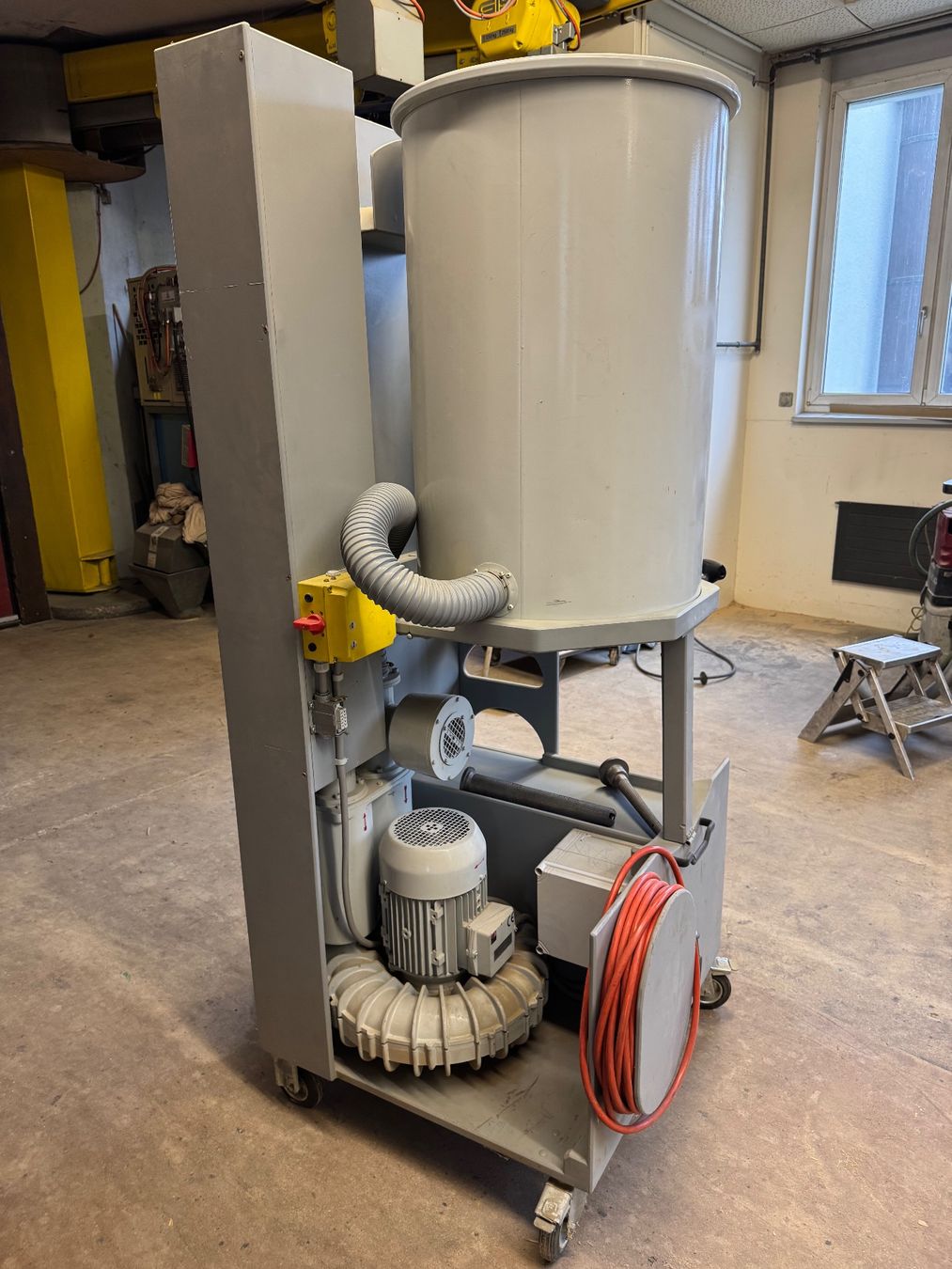 Tutte le macchine: Styropor- Frässpindel mit Absaugung – Usato da Tegerfelden venduto da MuehlebachFormenAG