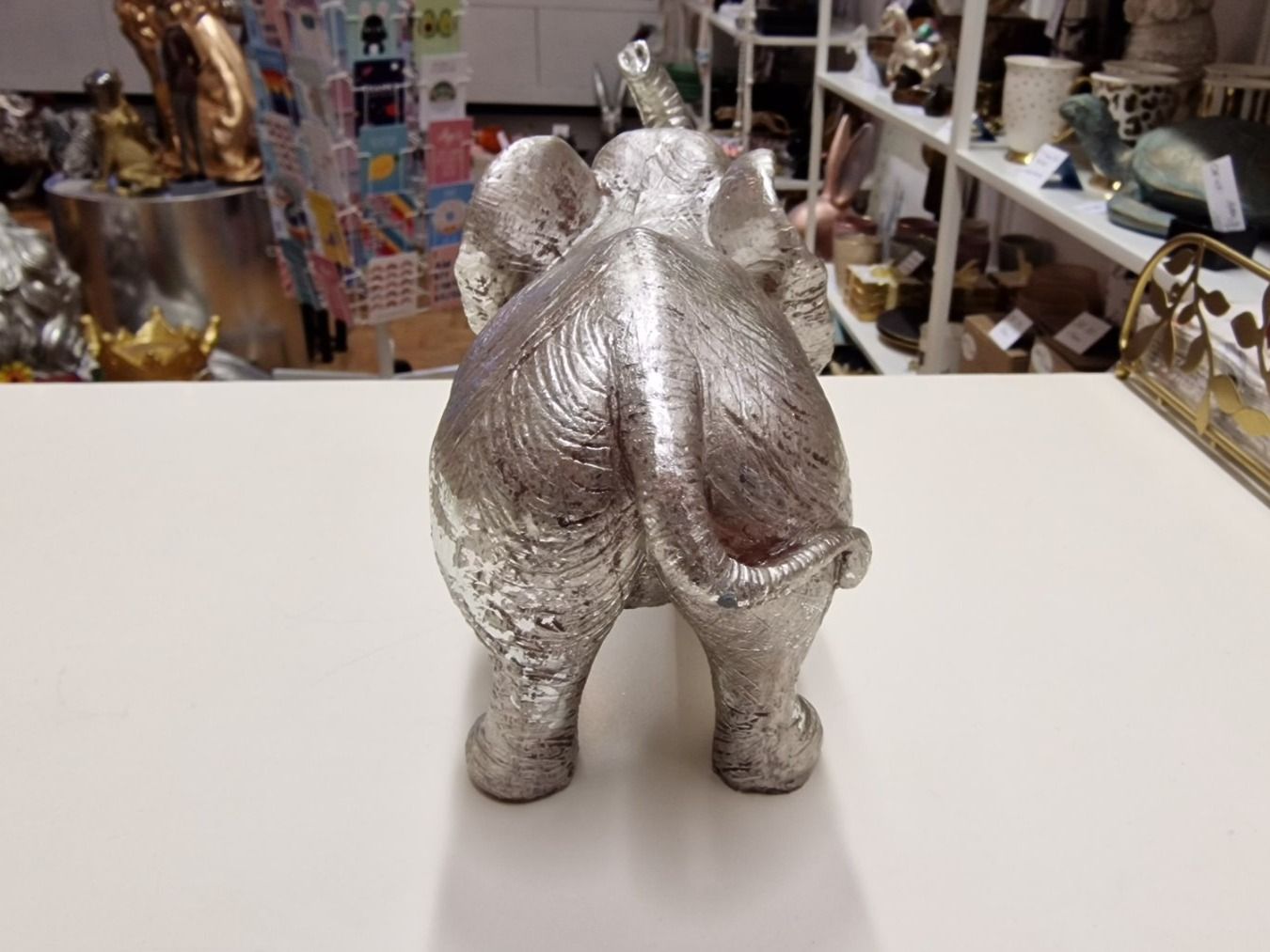 Statuette: Deko Elefant Silber Optik – Nuovo e nell'imballaggio originale da Schaffhausen venduto da AtelierPudesco 3