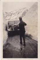 Saurer Postauto durch Schneeschneise Gr.St.Bernhard 1939