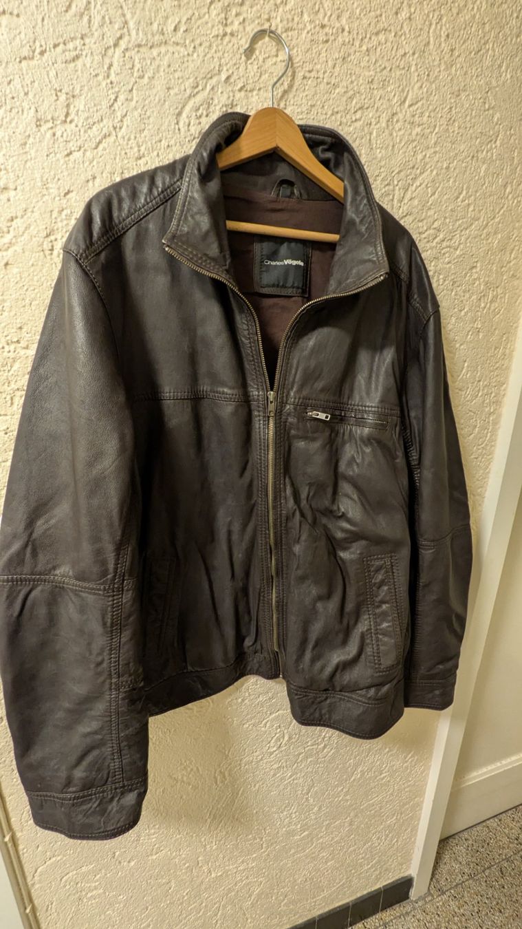 Jacken: Lederjacke – Gebraucht aus Bern von Hurti