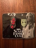Sunny Family Cult Pin NEU