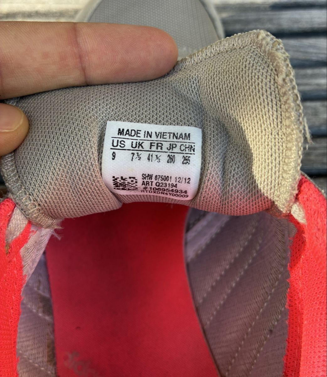 Adidas Damenschuhe: Adidas sneaker  – Neu (gemäss Beschreibung) aus Uerikon von mar_6gjt 4