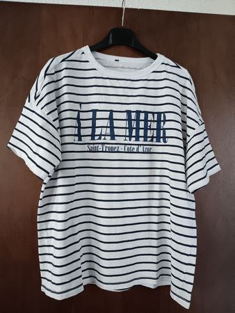 Wunderschönes T-Shirt gestreift mit Aufdruck Grösse M neuwer