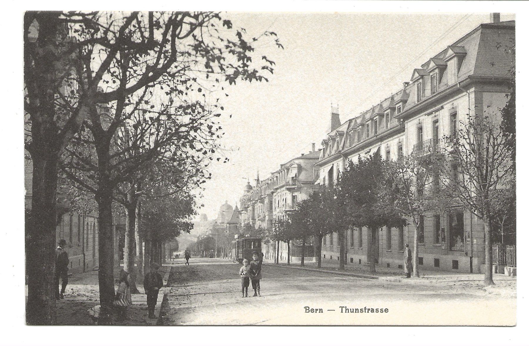 Cartoline postali: Bern - Stadt - Thunstrasse - Wohnhäuser - Tram - Kinder – Usato da Engelburg venduto da Cartophil