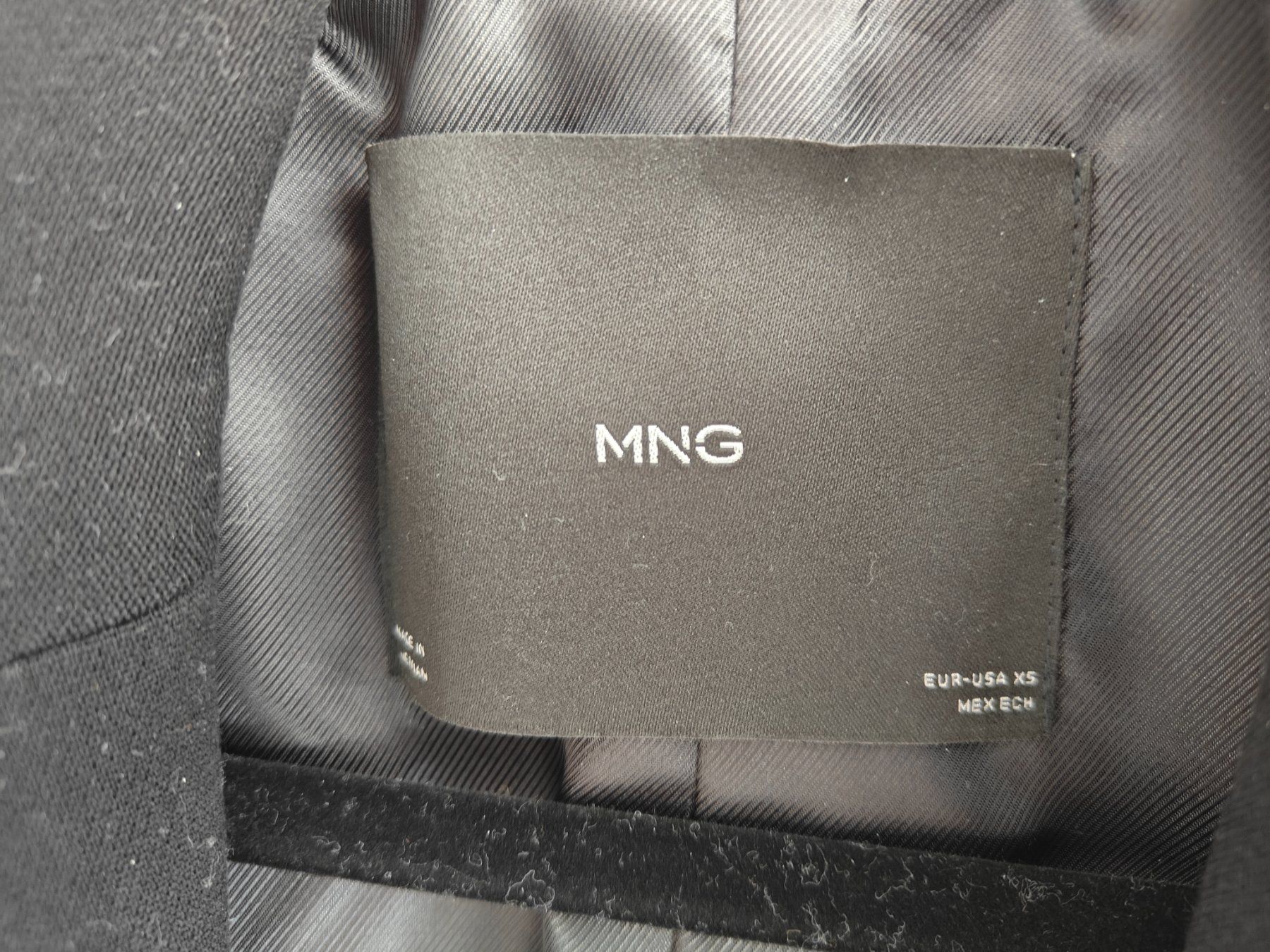 Mango Cappotti: Manteau noir MNG Mango XS élégant – Usato da Tramelan venduto da starzerg 4