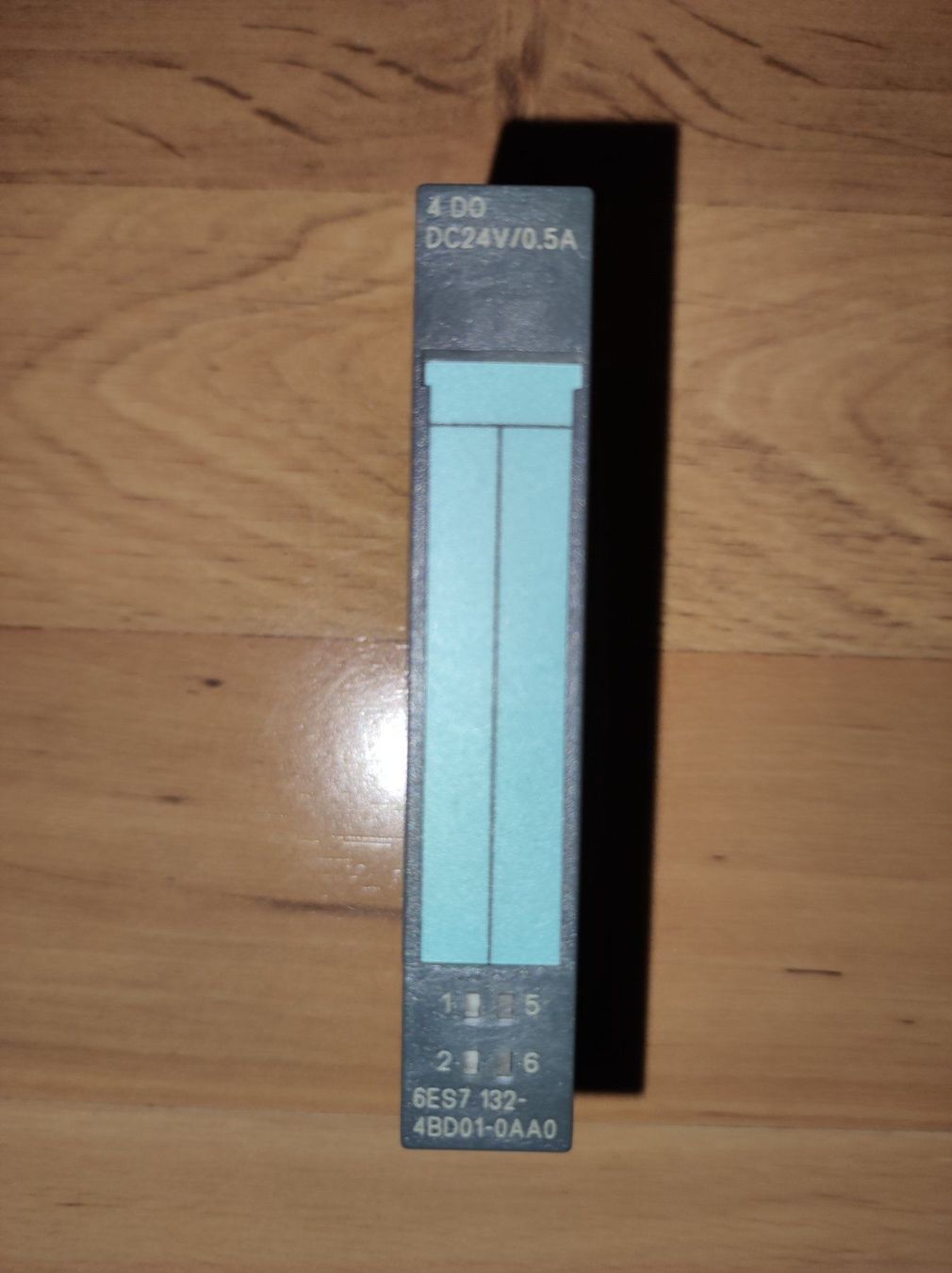 Siemens Elektronikbauteile: Siemens SIMATIC ET200S Modul 4DO DC24V /6ES7132-4BD01-0AA0 – Neu (gemäss Beschreibung) aus Ufhusen von HKSC 1