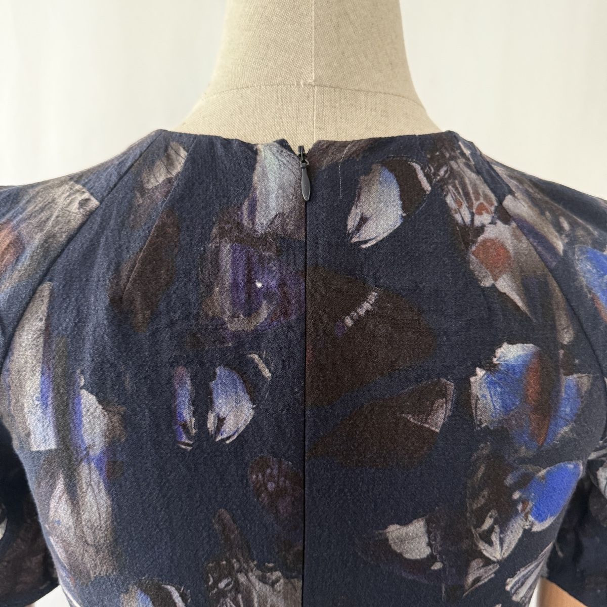 Akris Vestiti: AKRIS Wool Dress – Usato da Emmen venduto da Colette-Juliette 5
