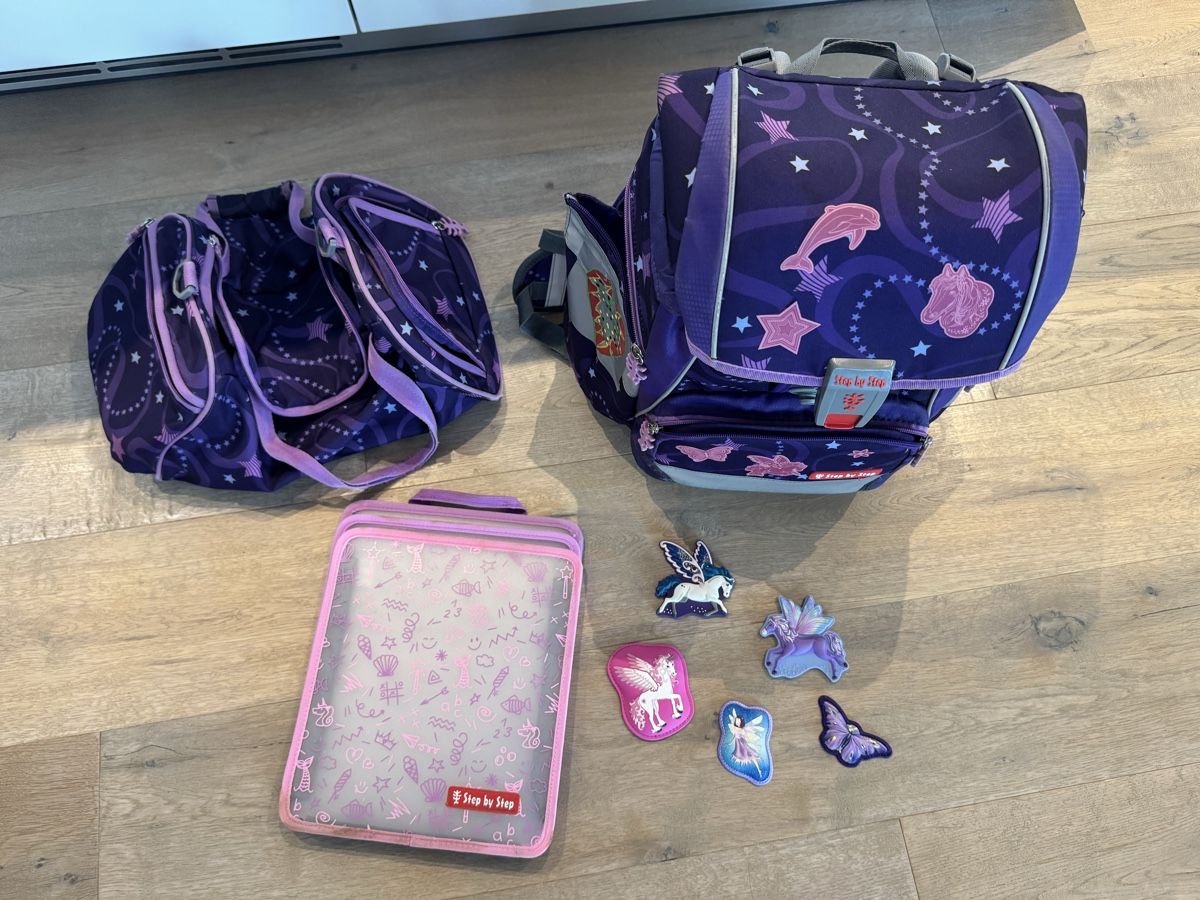 Step by Step Borse & Zaini: Step by step Schulrucksack plus div. Magnete&Turntasche – Usato da Uttwil venduto da flyswiss64 3