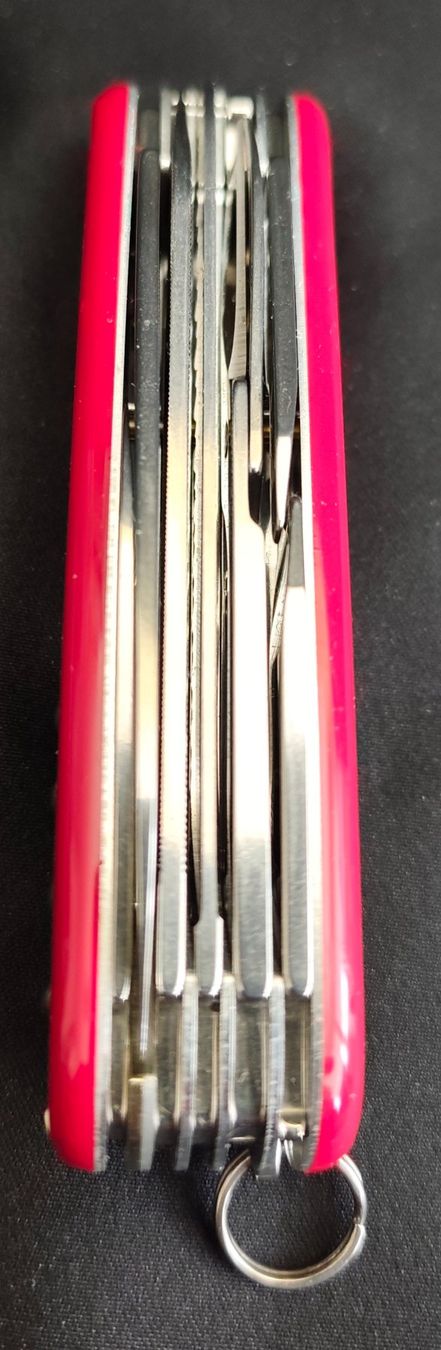 Victorinox Coltelli tascabile: Rotes Schweizer Taschenmesser. Ranger. Super Zustand – Nuovo (secondo la descrizione) da Thun venduto da Dl3604