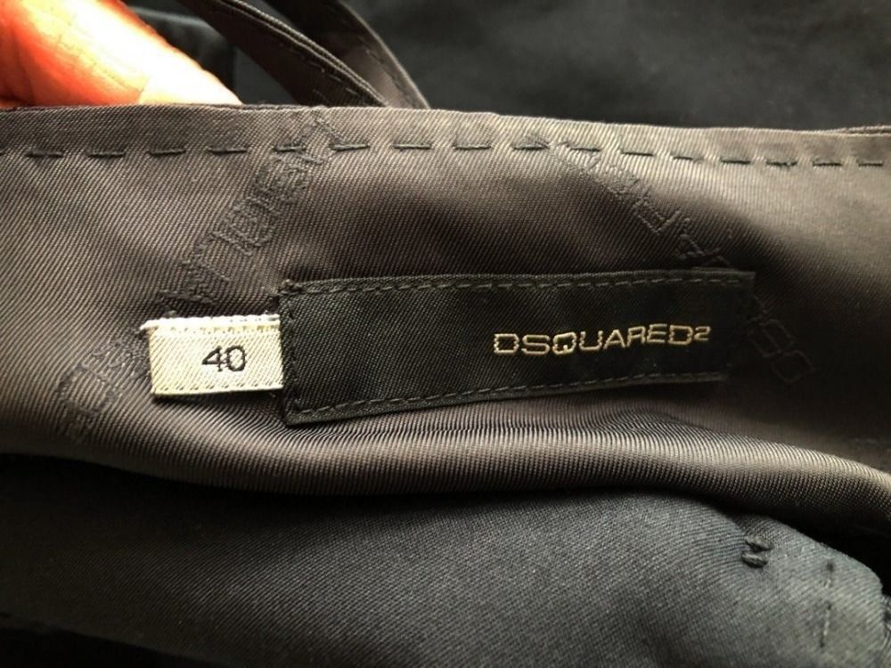 Dsquared2 Kleider: Robe smoking Dsquared2 noire taille 36 – Gebraucht aus Cheseaux sur Lausanne von pan_skd5 4
