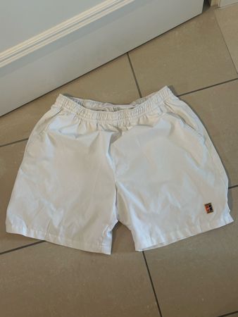Nike Tennis shorts size L