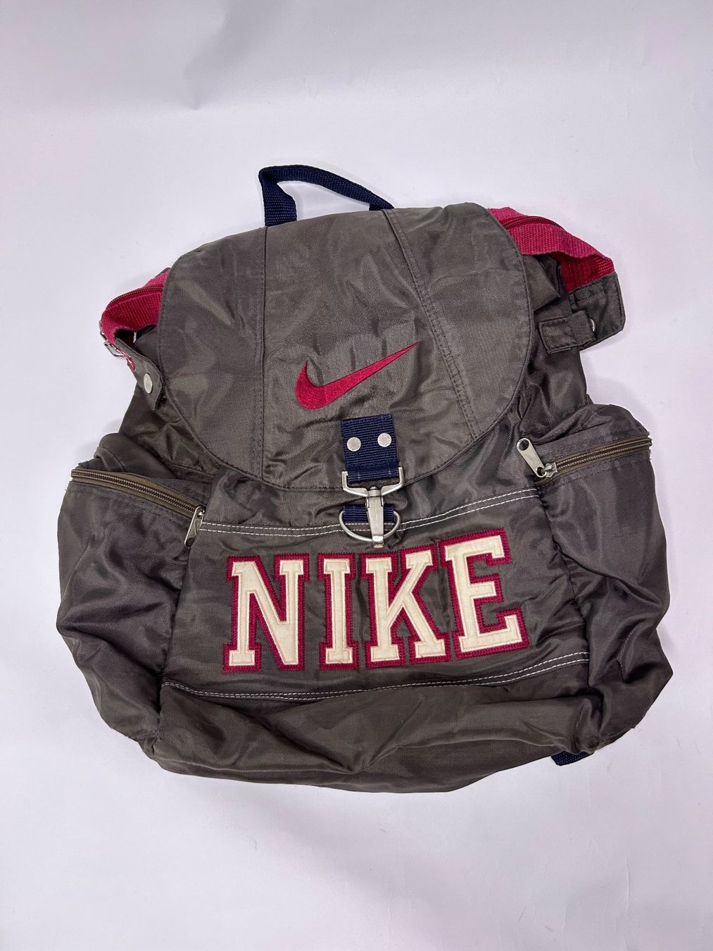 Nike Sacs à dos: Vintage Nike Rucksack – D'occasion à St. Gallen par look-twice