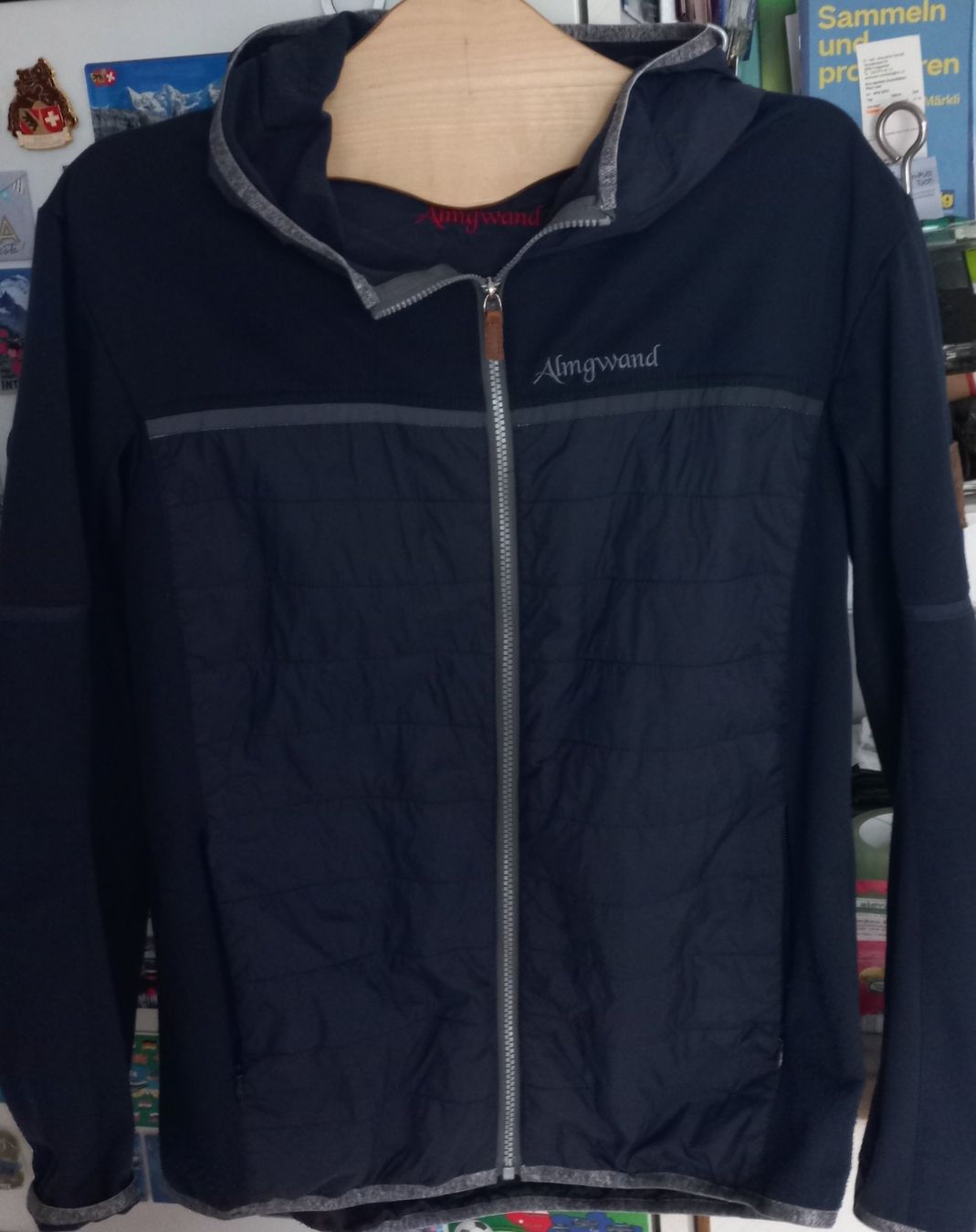 Jacken: Jacke , formschön , sportlich – Gebraucht aus Aefligen von uwe_n2vk
