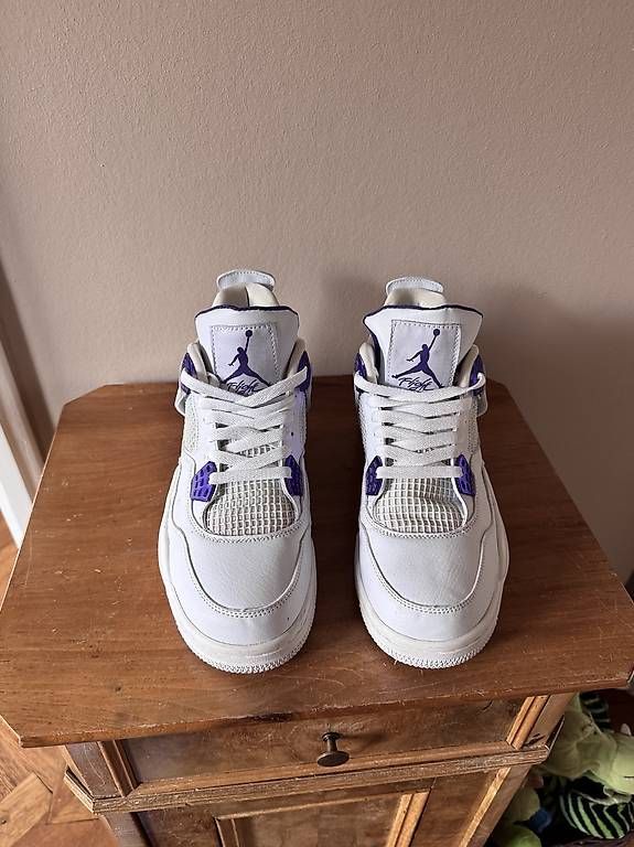 Chaussures hommes: JORDAN 4 RETRO WHITE PURPLE GRÖSSE 42 – D'occasion à Zürich par ind_5xp7 3