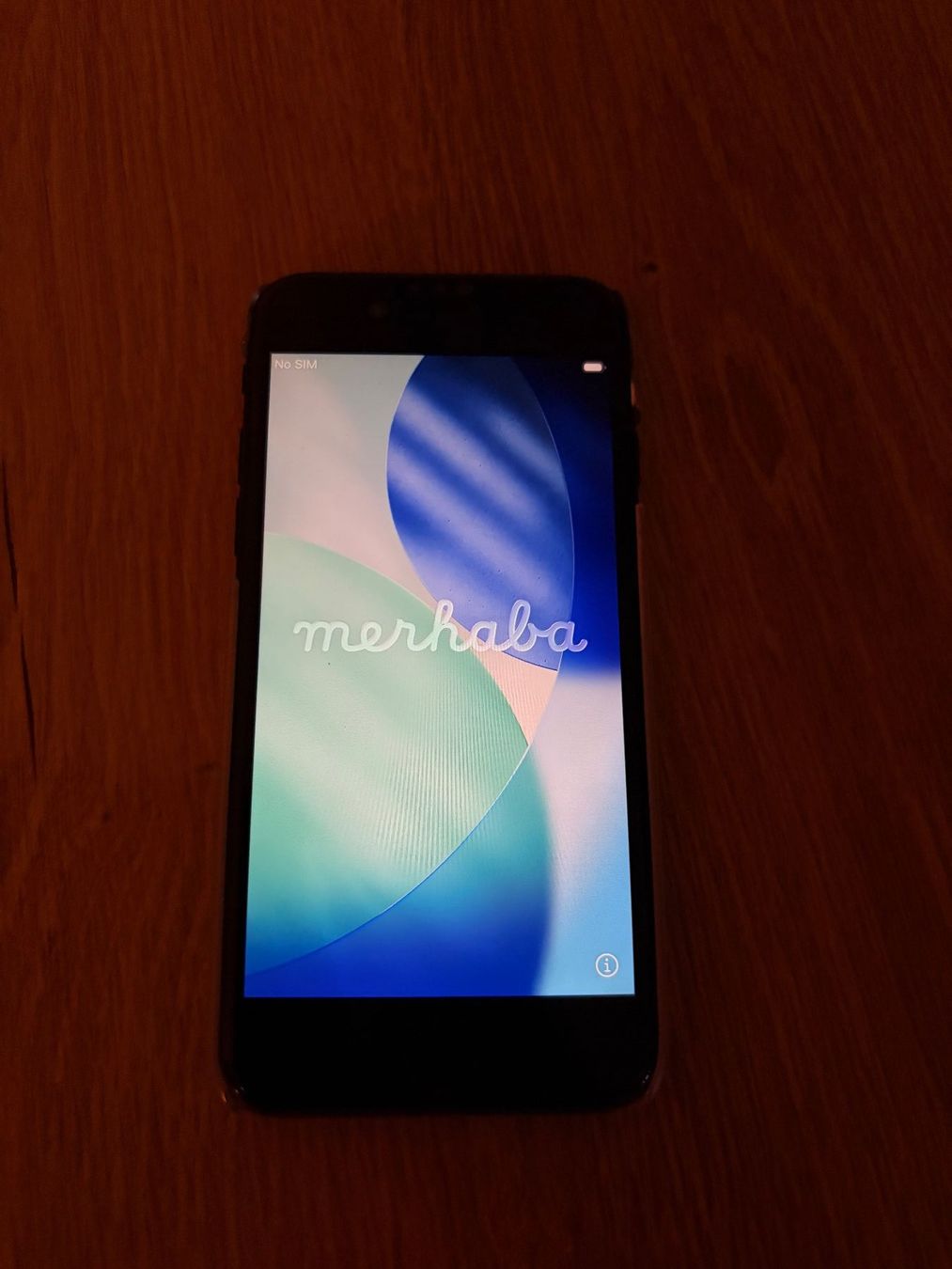 Apple Telefoni cellulari / Smartphones: iPhone SE 2. Generation 64GB schwarz mit iOS 26.5 – Usato da Herisau venduto da Schoch22 1