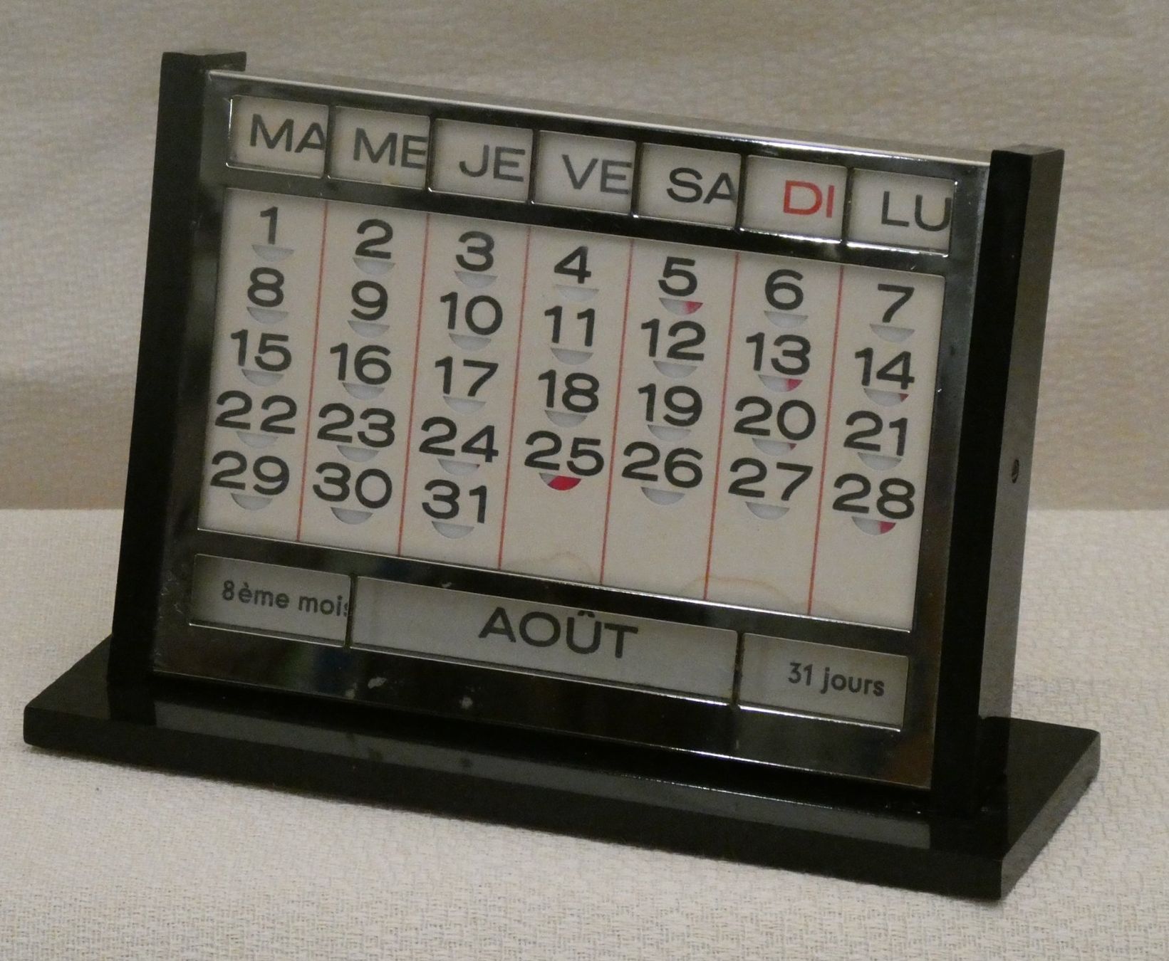 Calendari: Vintage / Calendrier perpétuel vers 1960. – Usato da Fribourg venduto da will69 2